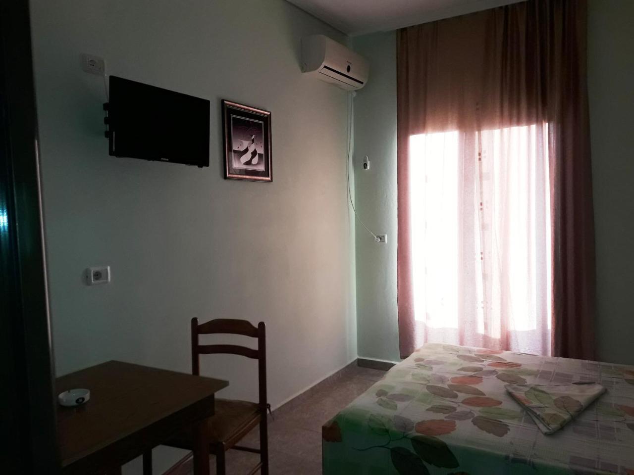 Tani'S Guesthouse Ксамил Экстерьер фото