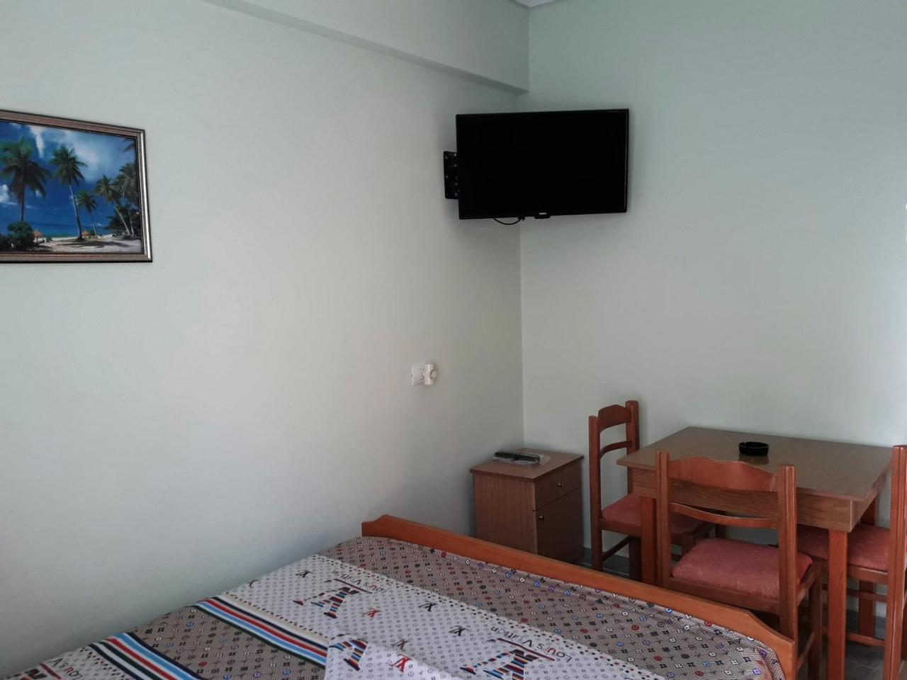 Tani'S Guesthouse Ксамил Экстерьер фото